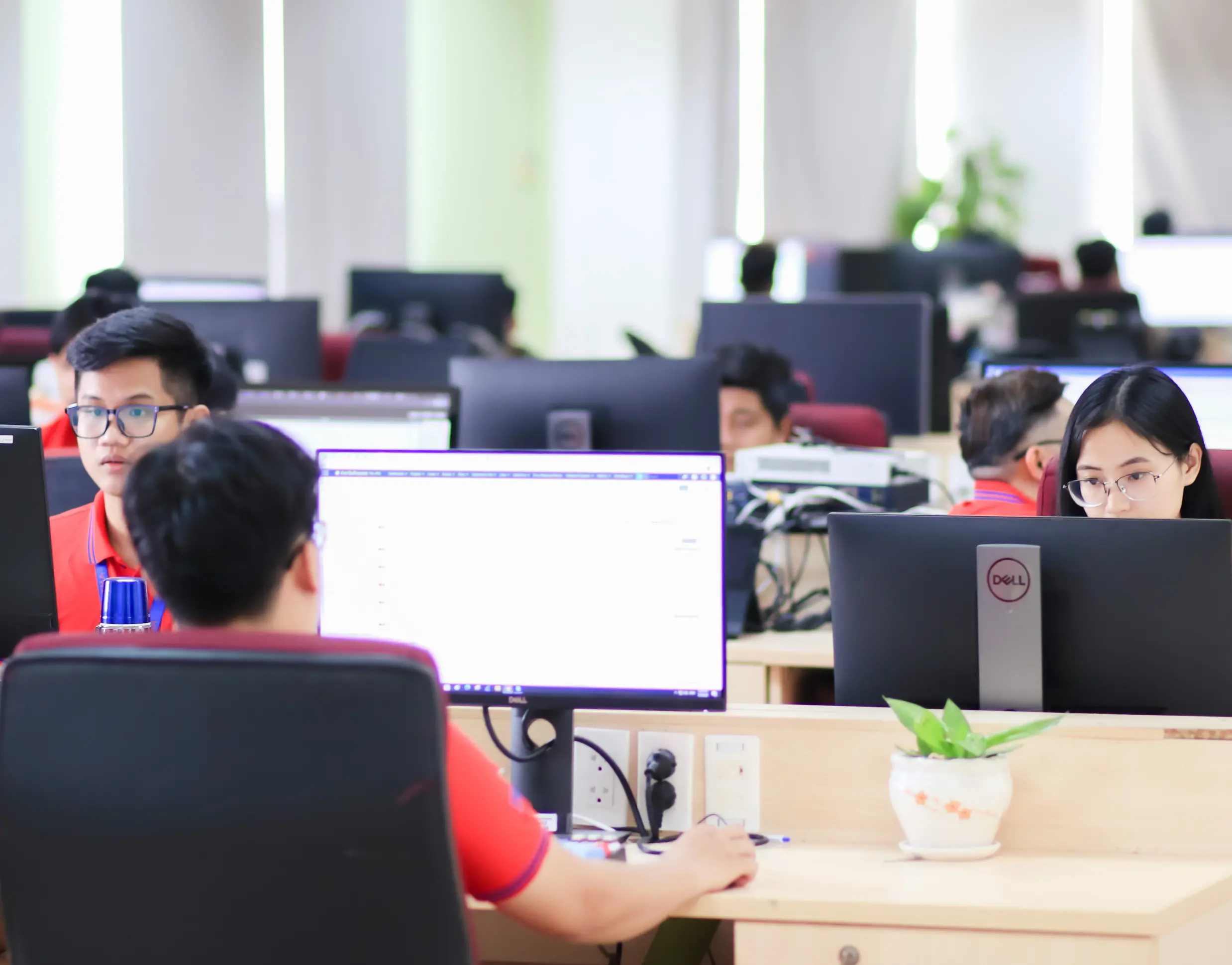 Get your own remote powerhouse team at your fingertips